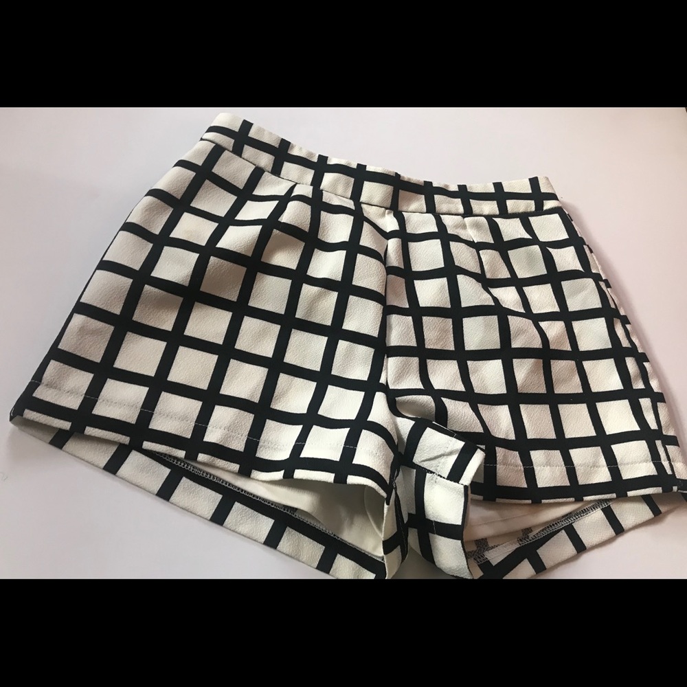 Forever 21 Checkered High Waisted Shorts